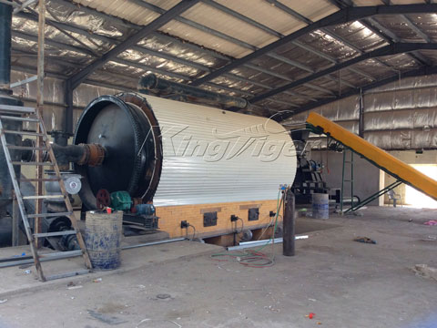 waste pyrolysis machine